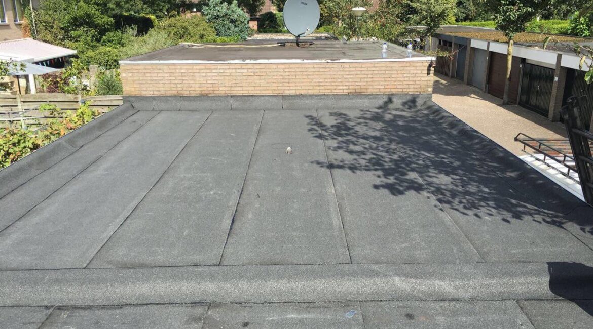 Daklekkage reparatie? herken de Vroege Signalen en oplossingen 1 Daklekkage reparatie