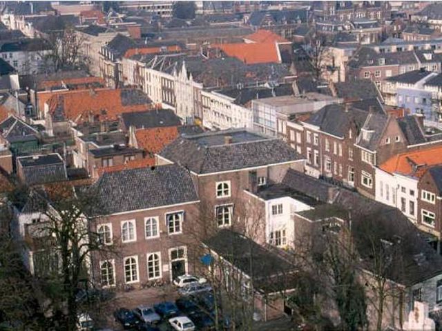 🏠 Dakrenovatie in 's-Hertogenbosch: Alles wat je moet weten 1 daken hinthamerstraat